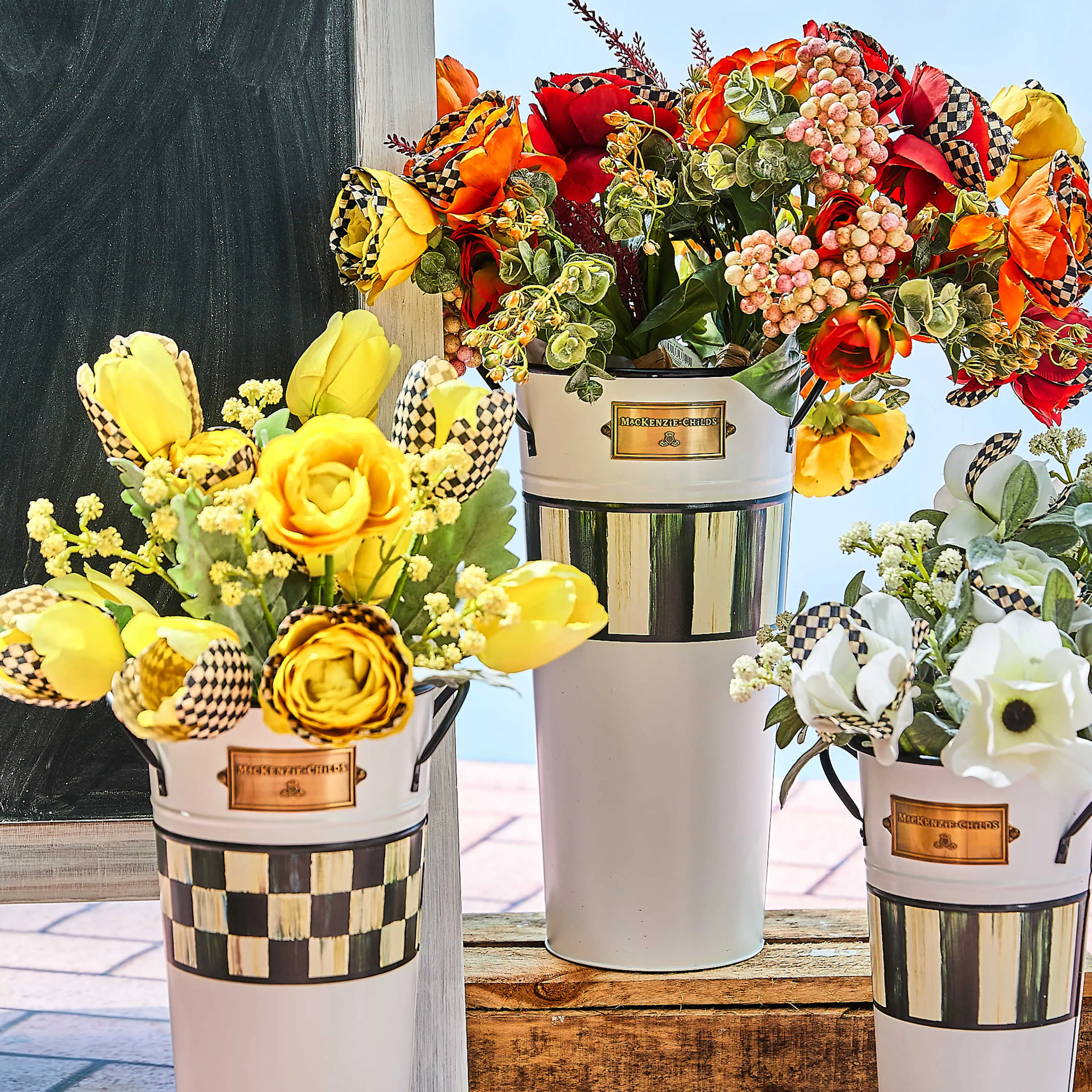 Courtly Anemone Bouquet