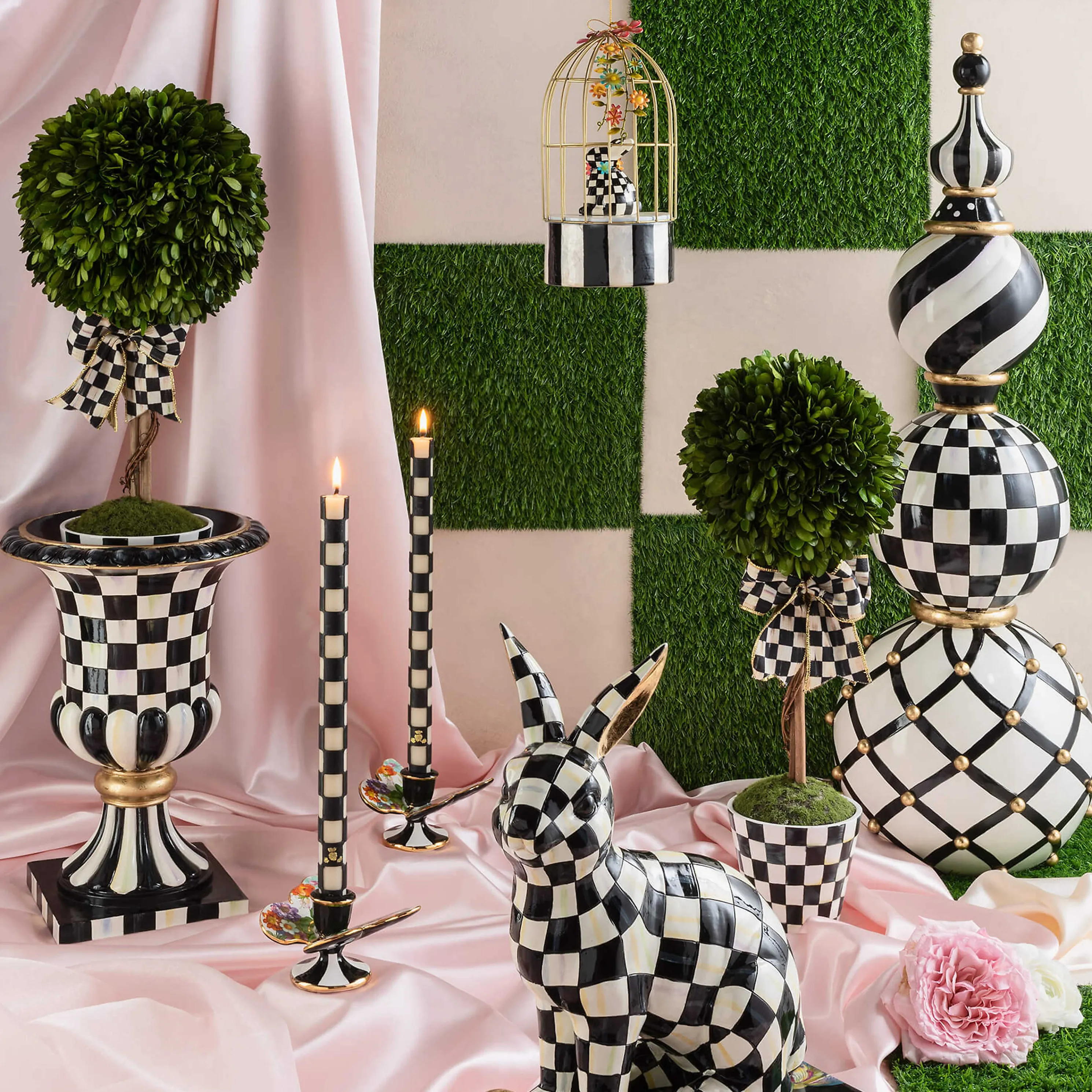 Courtly Boxwood Topiary Drop In - Small