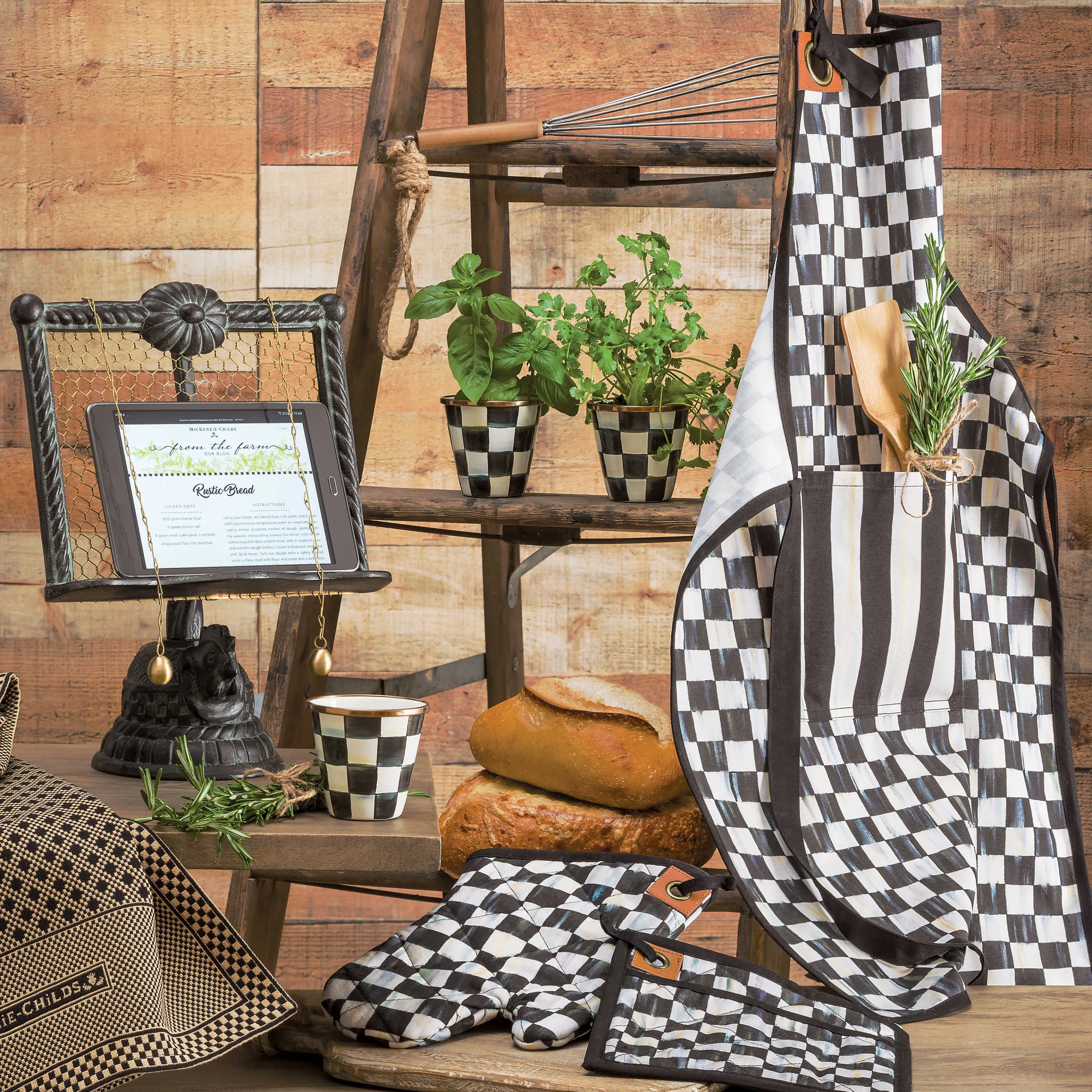 Courtly Check Bistro Oven Mitt