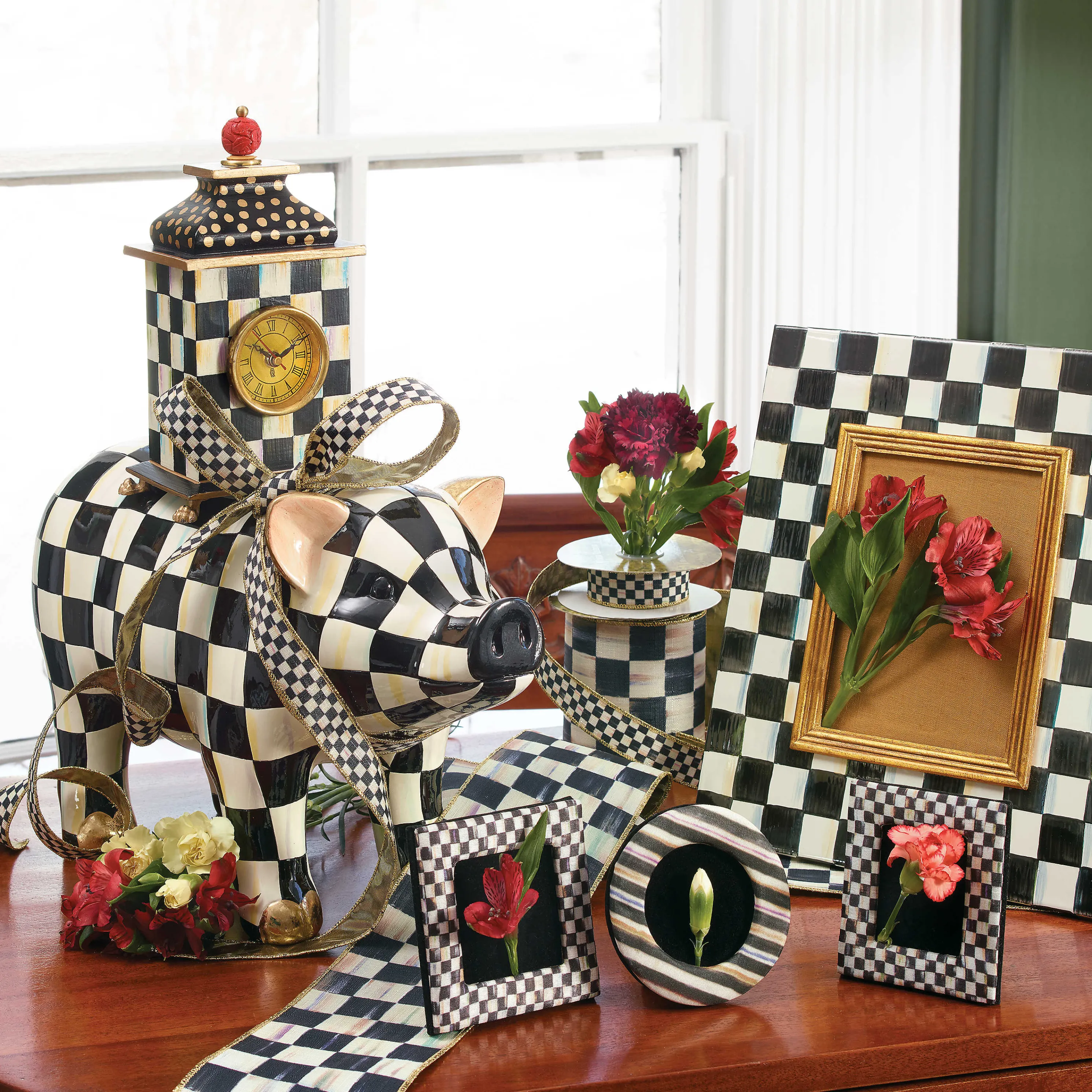 Courtly Check Desk Clock