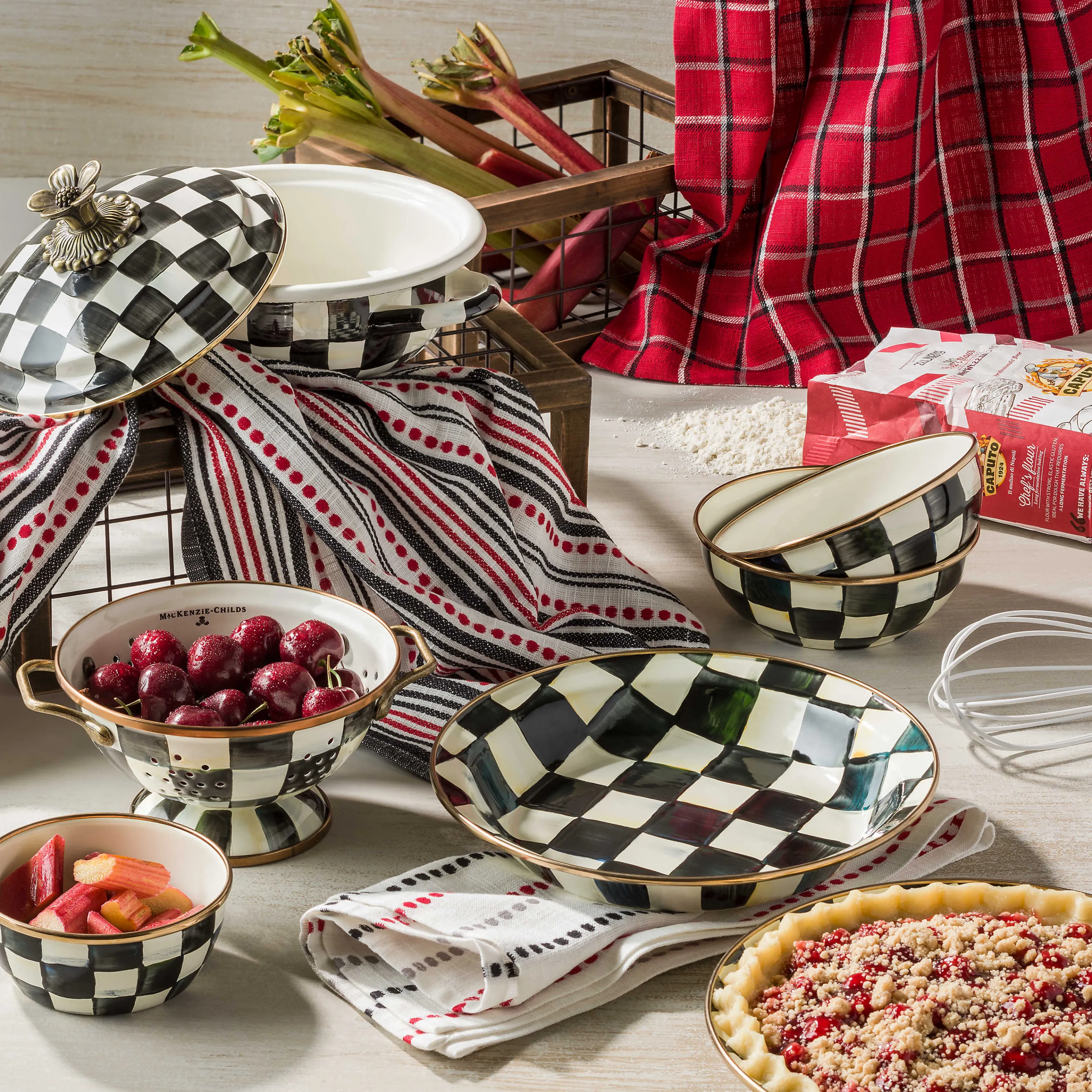 Courtly Check Enamel Everyday Bowl