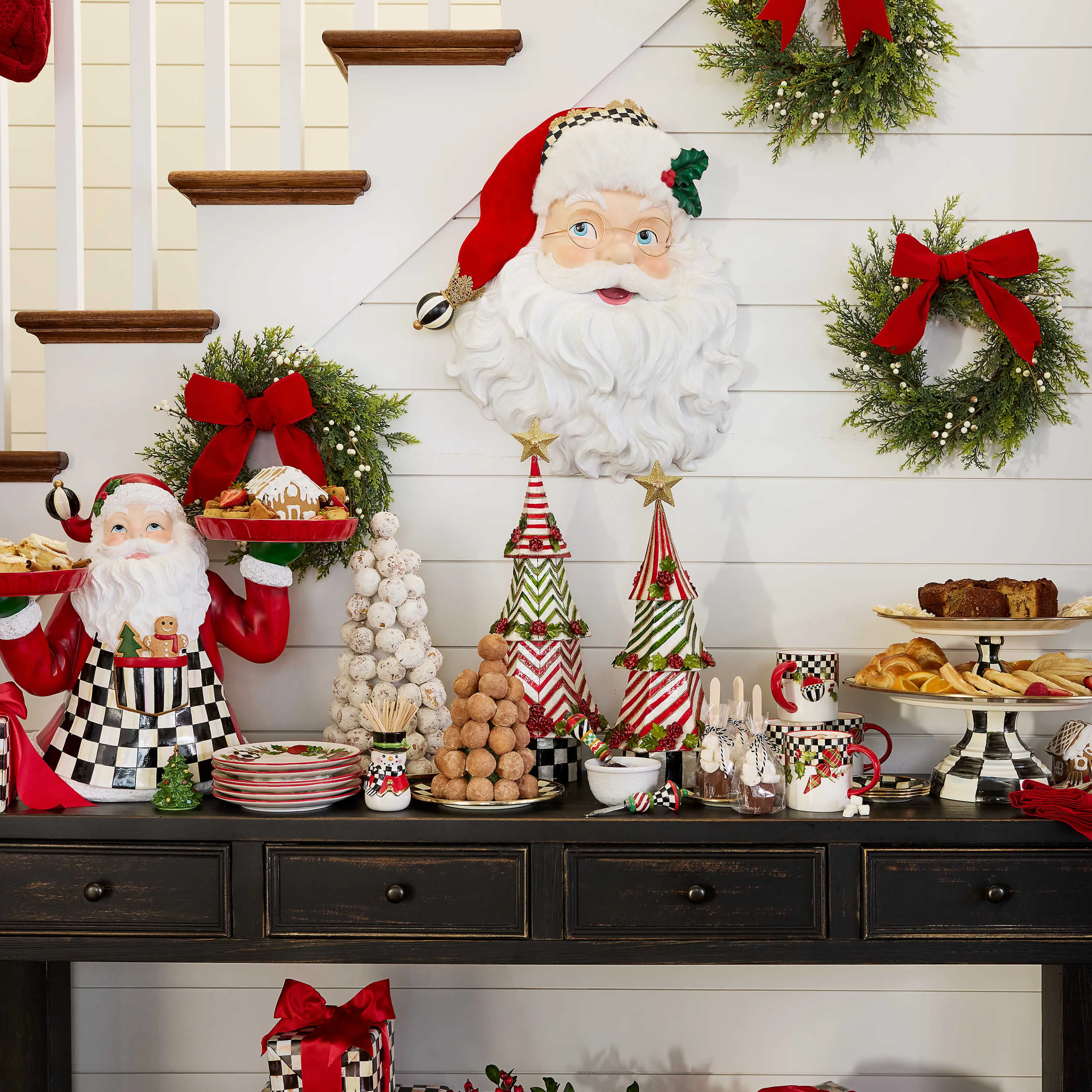 Courtly Check Enamel Pedestal Platter - Large