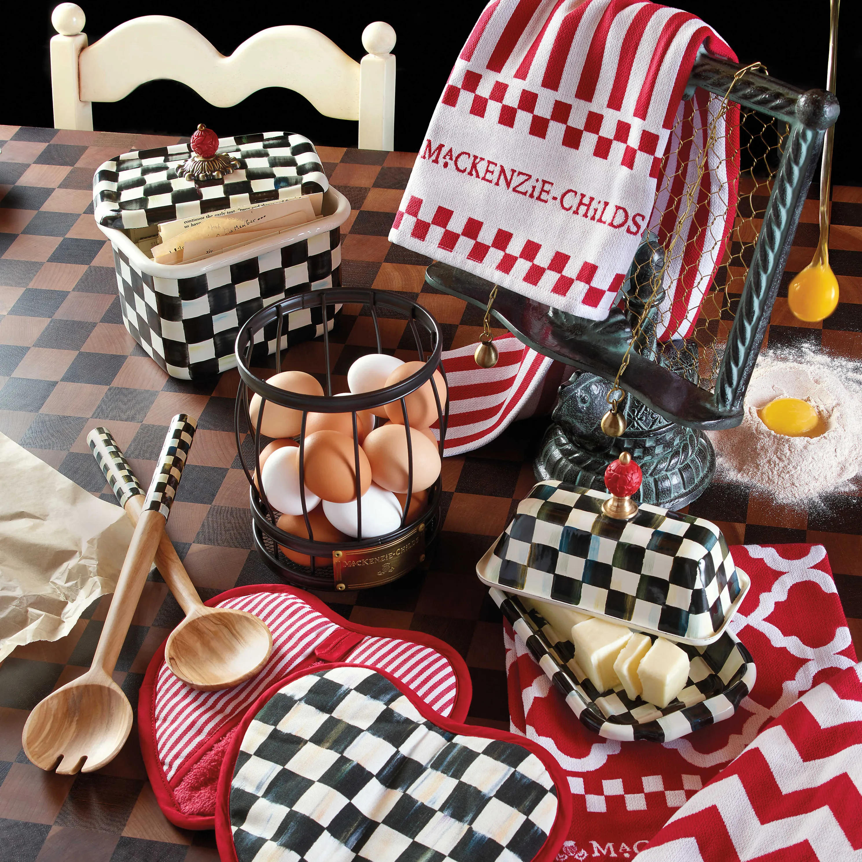 Courtly Check Enamel Butter Box