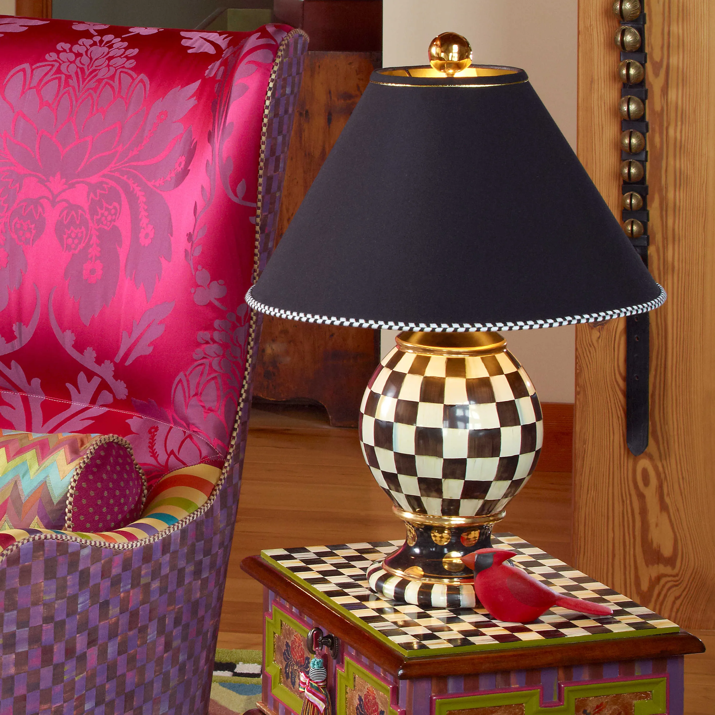 Courtly Check Globe Lamp
