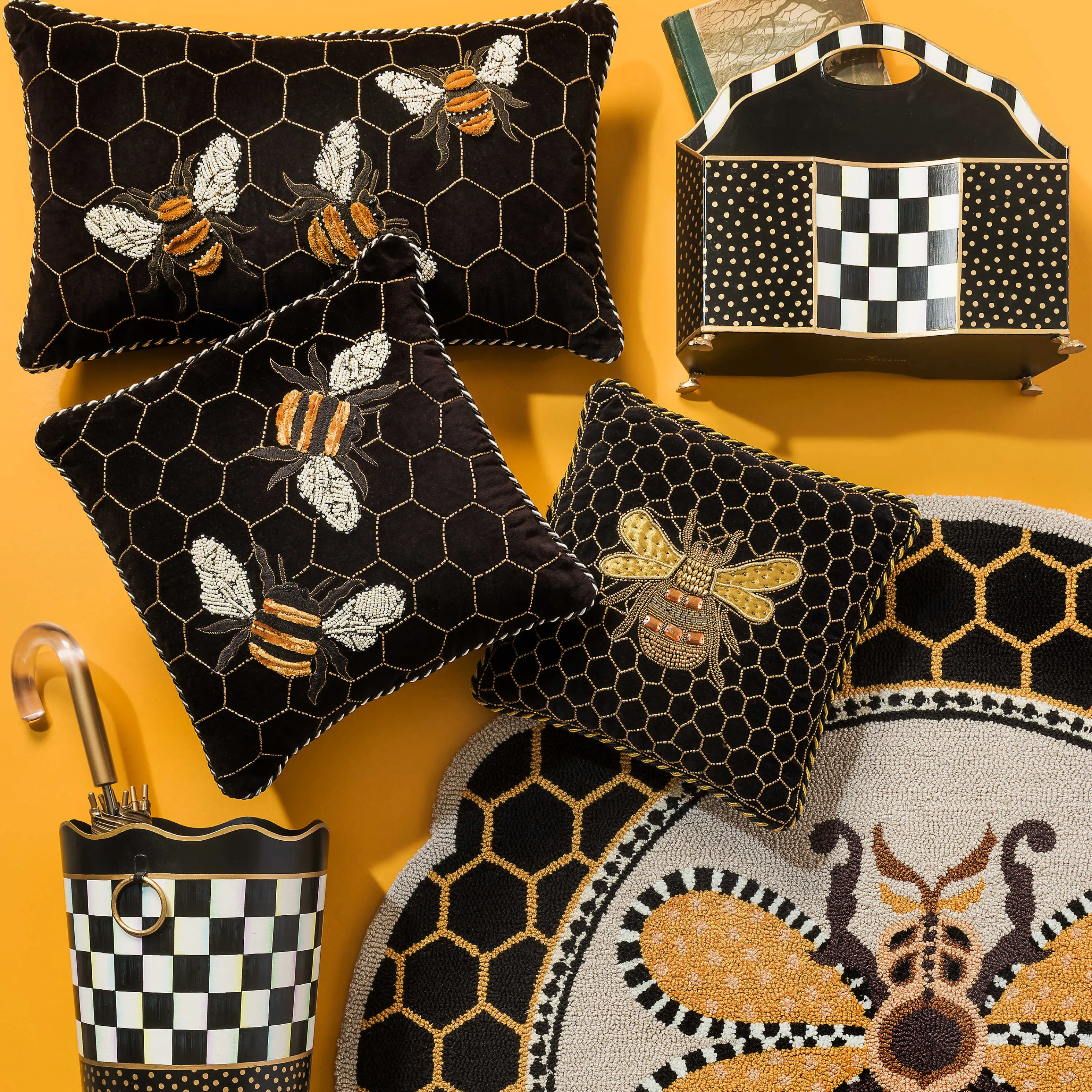 Courtly Check Magazine Holder