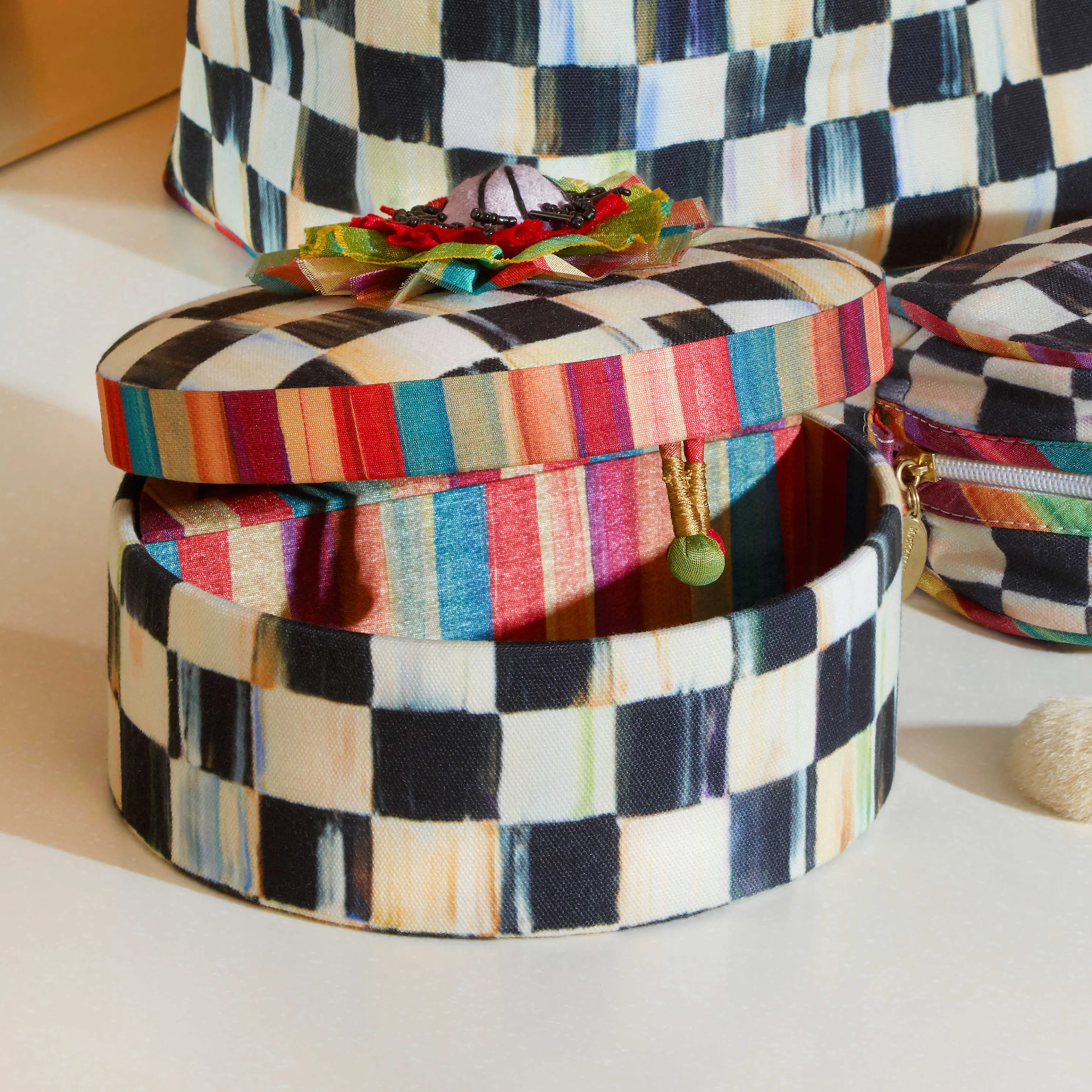 Courtly Check Round Jewelry Box