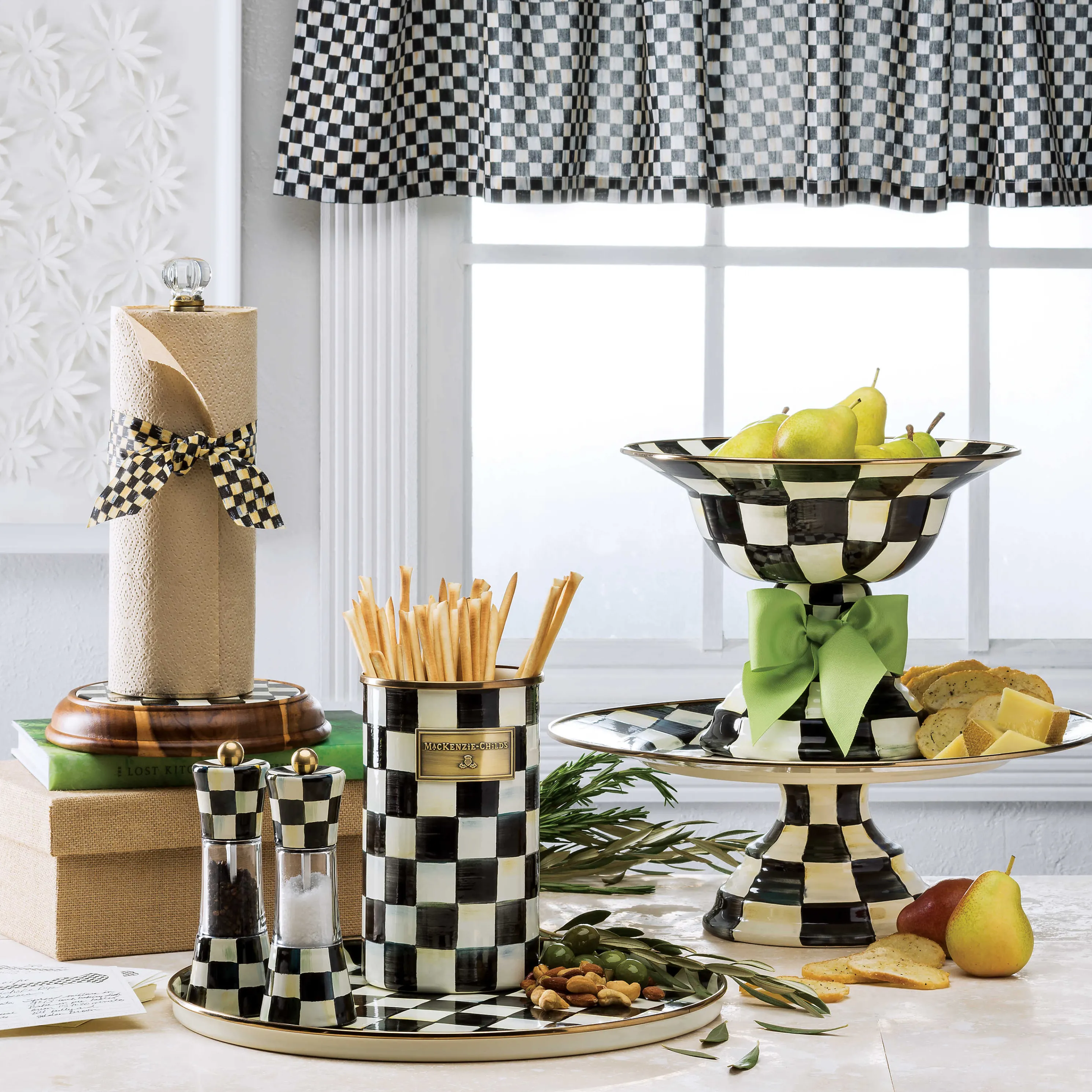 Courtly Check Tab Top Cafe Valance