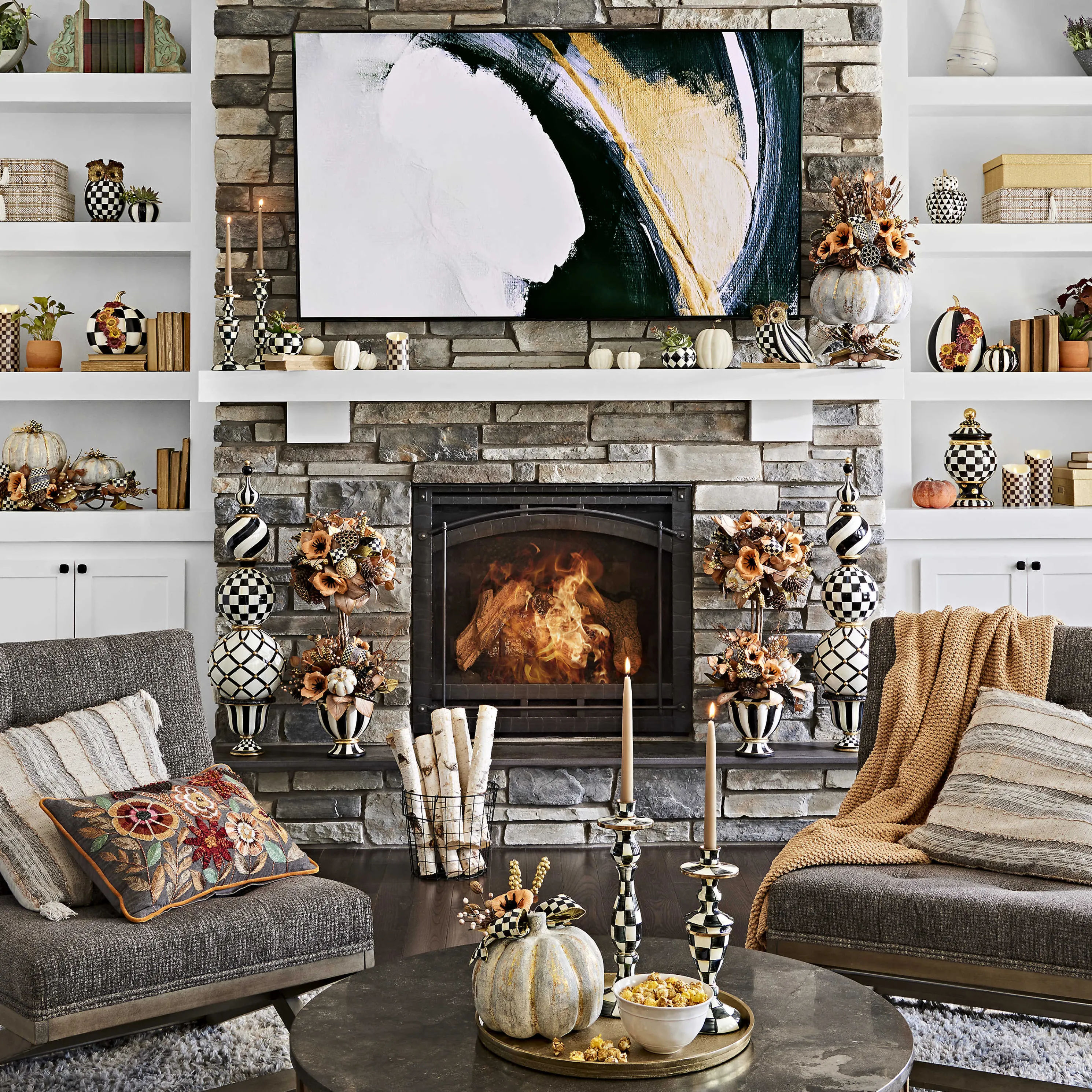 Courtly Tabletop Finial