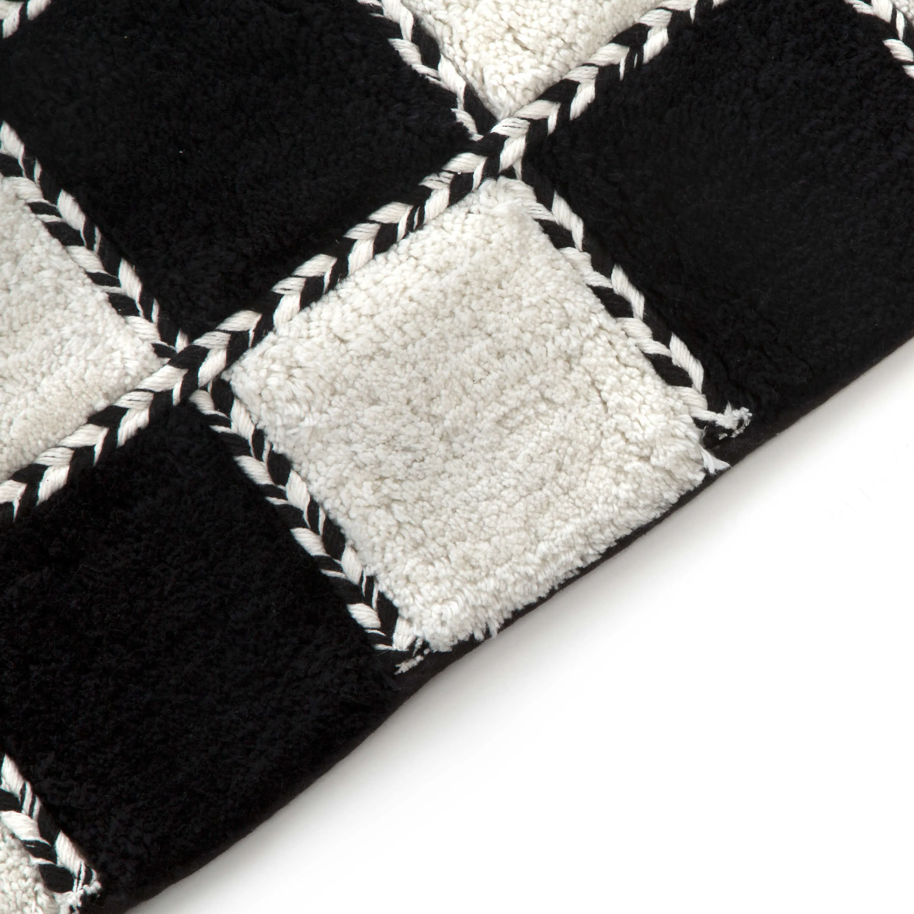 Covent Square Bath Rug - Black & White