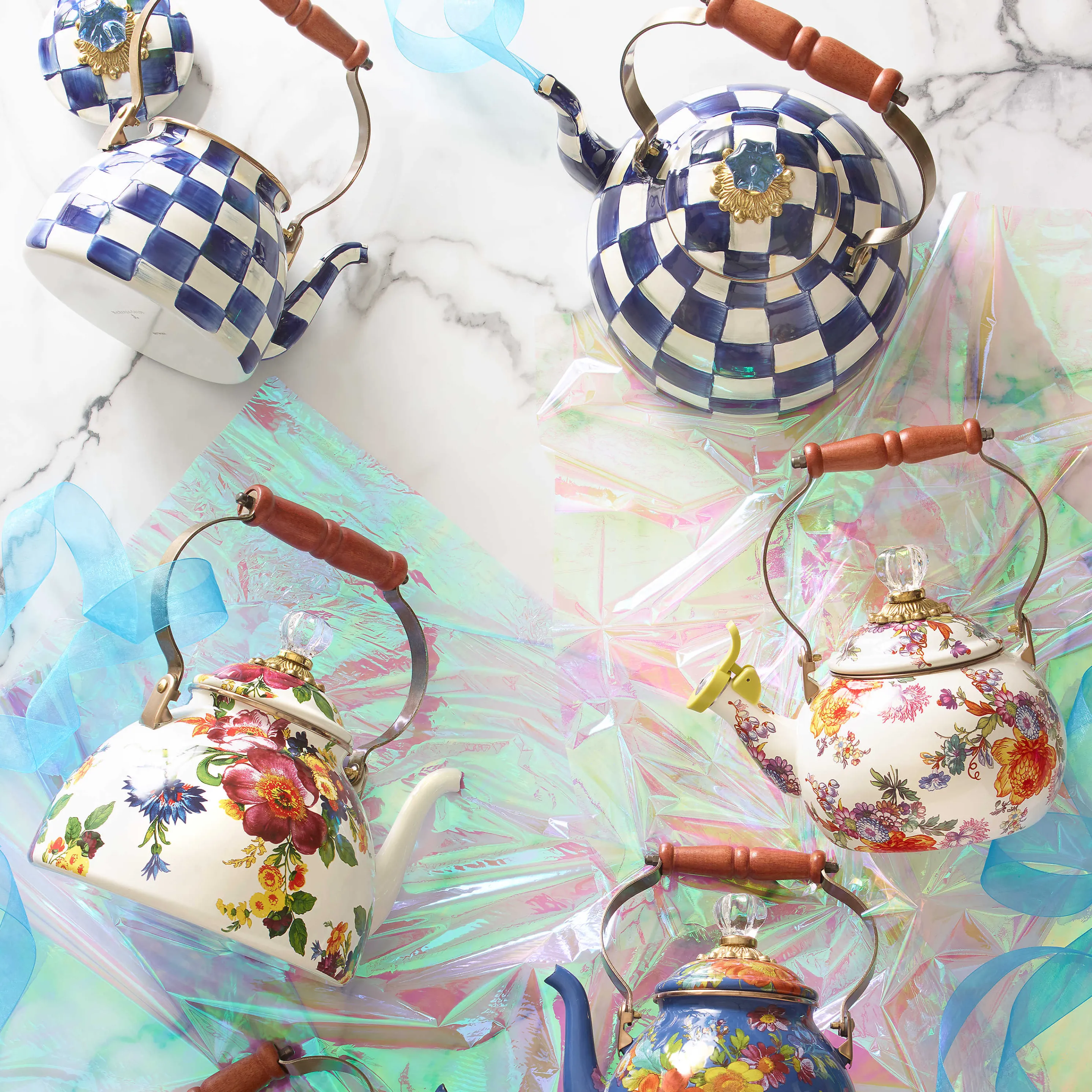 Flower Market 3 Quart Tea Kettle - White