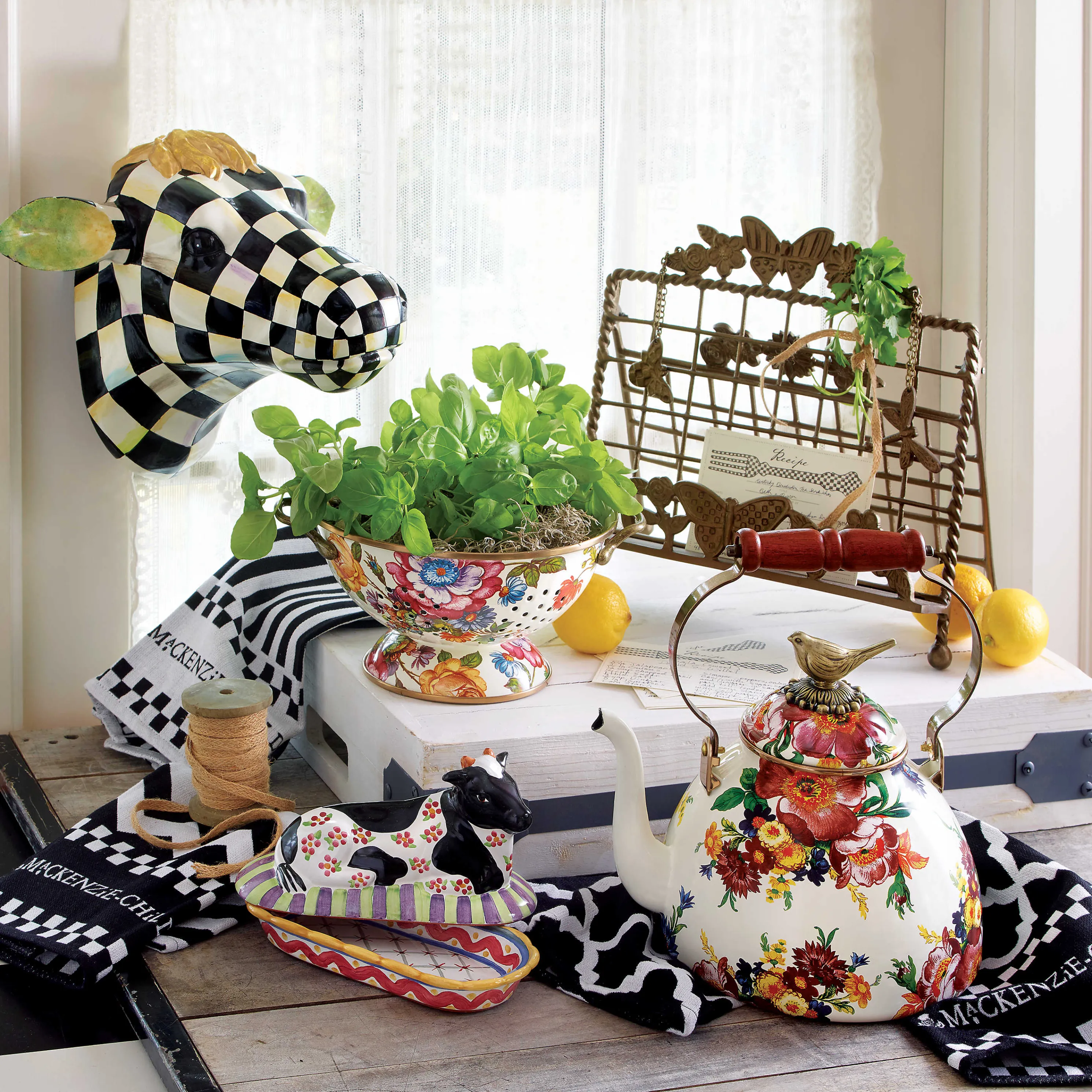 Flower Market Large Colander - White