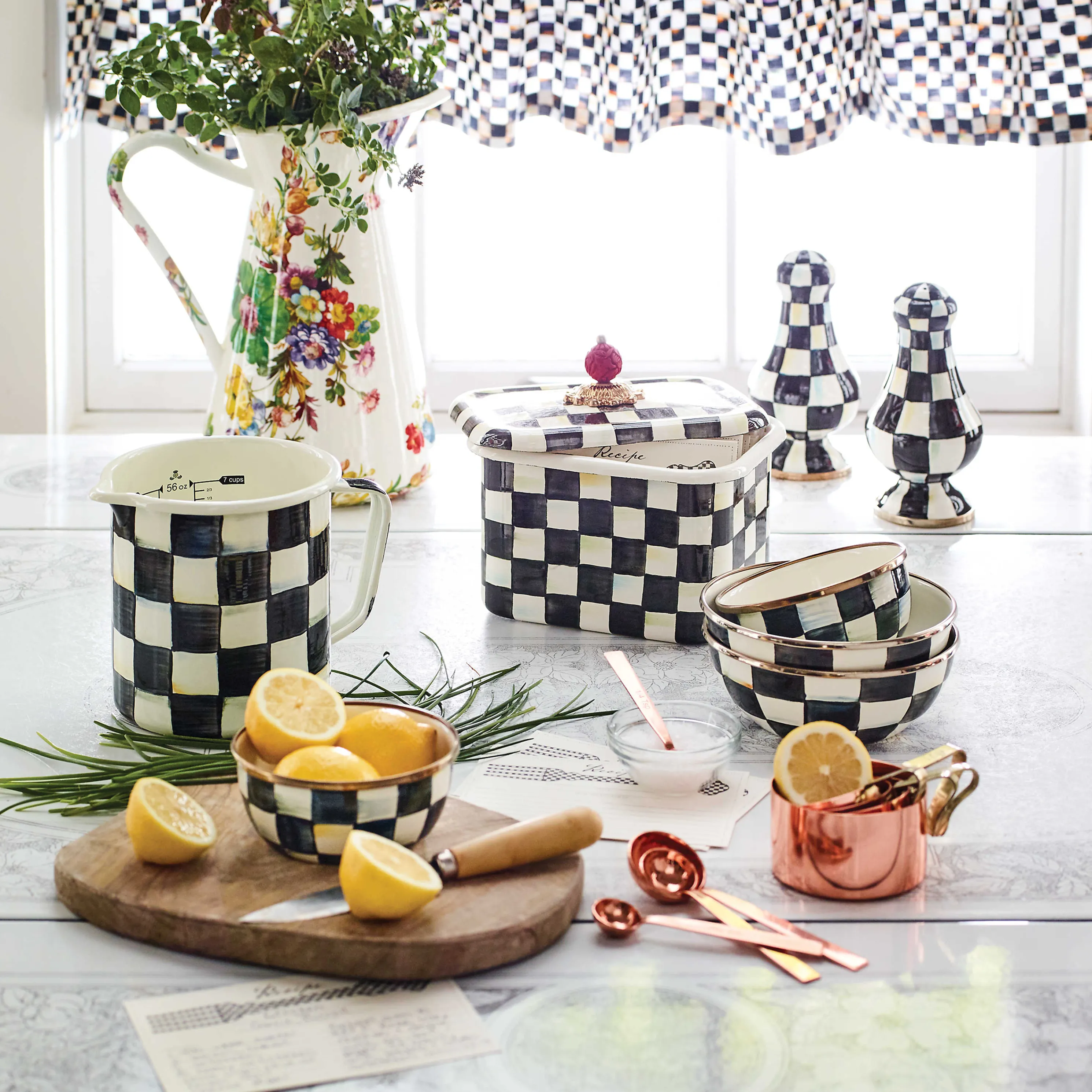 Flower Market Practical Pitcher - Large