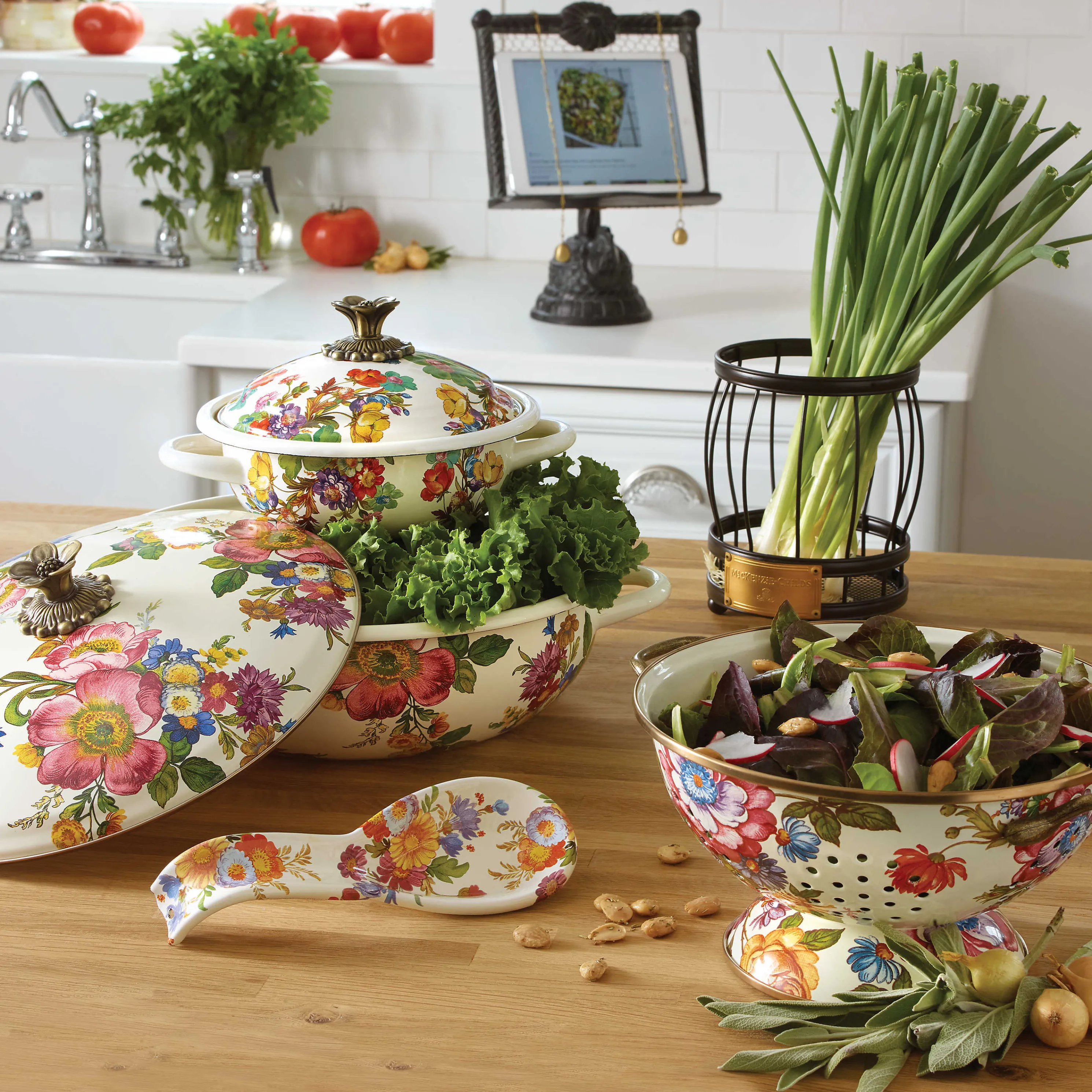 Flower Market Spoon Rest - White