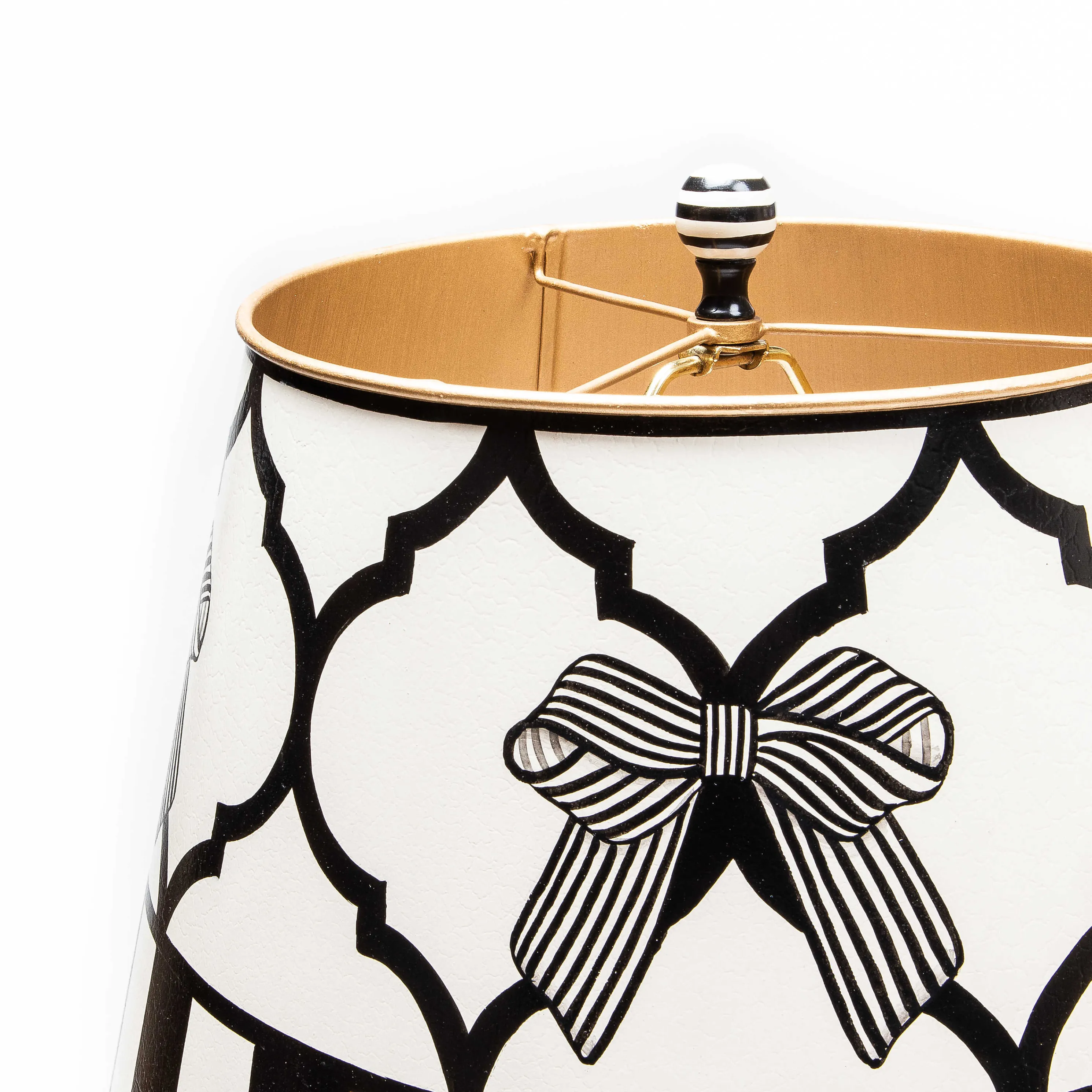 Flower Show Table Lamp