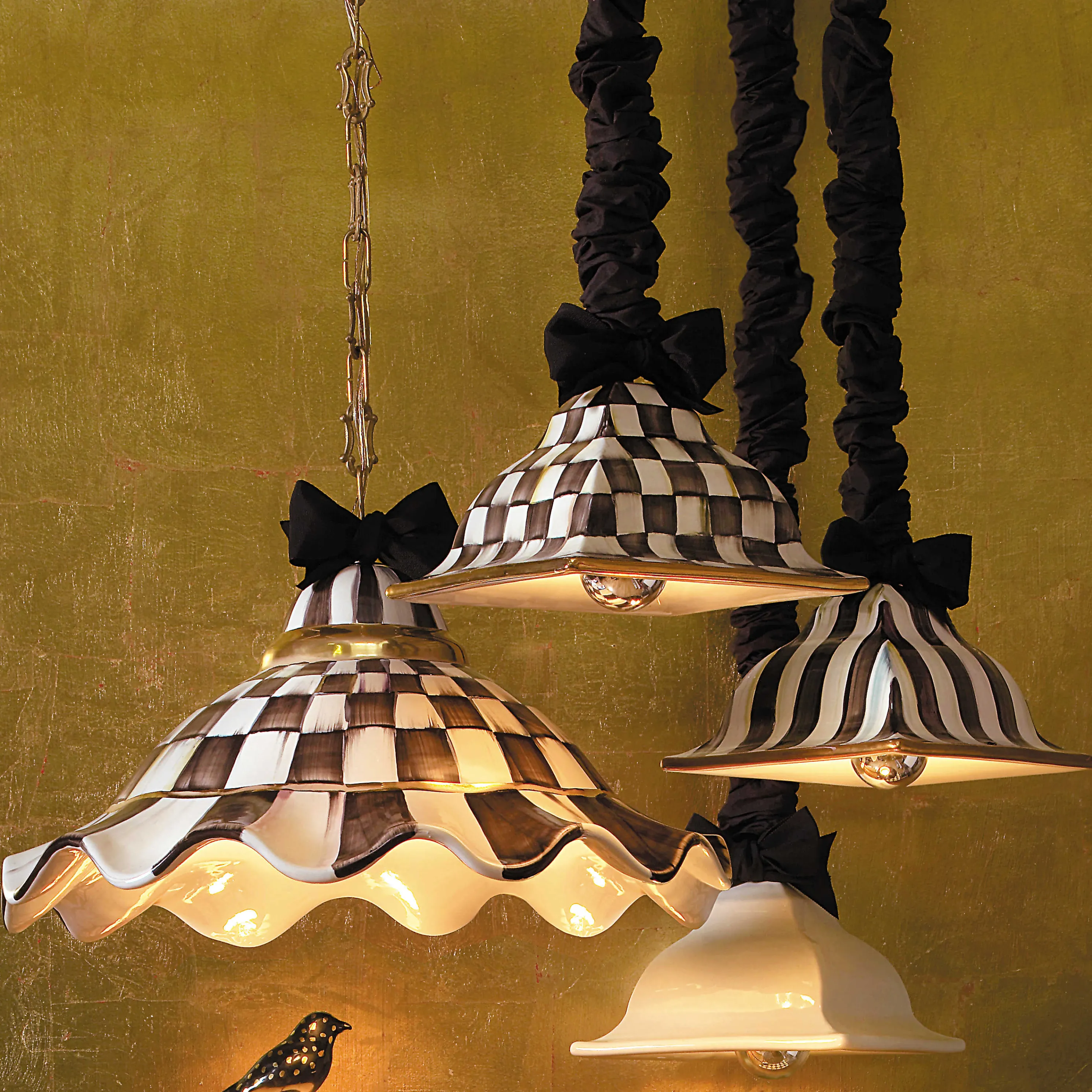 Fluted Hanging Lamp - Courtly Check
