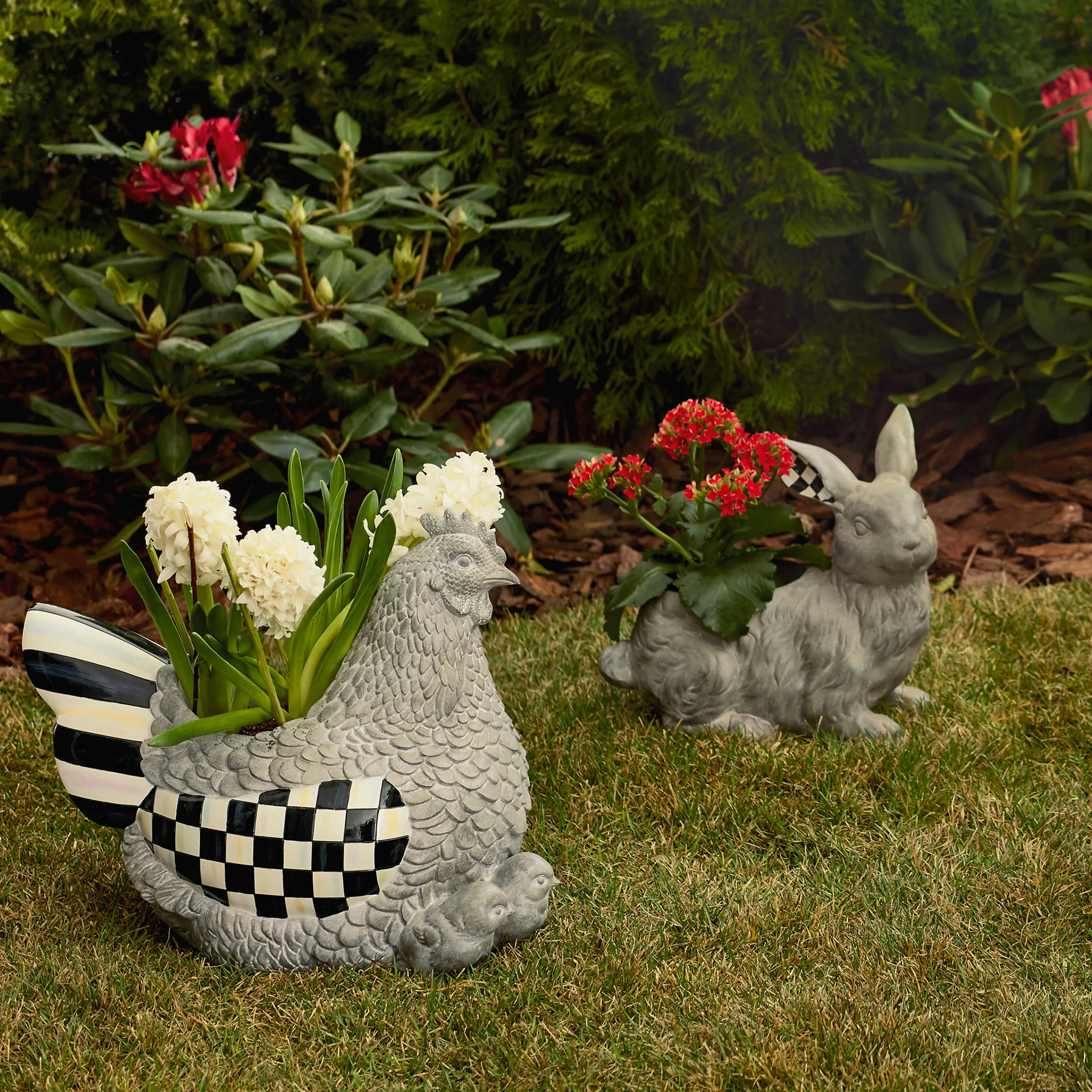 Naturals Resting Rabbit Planter