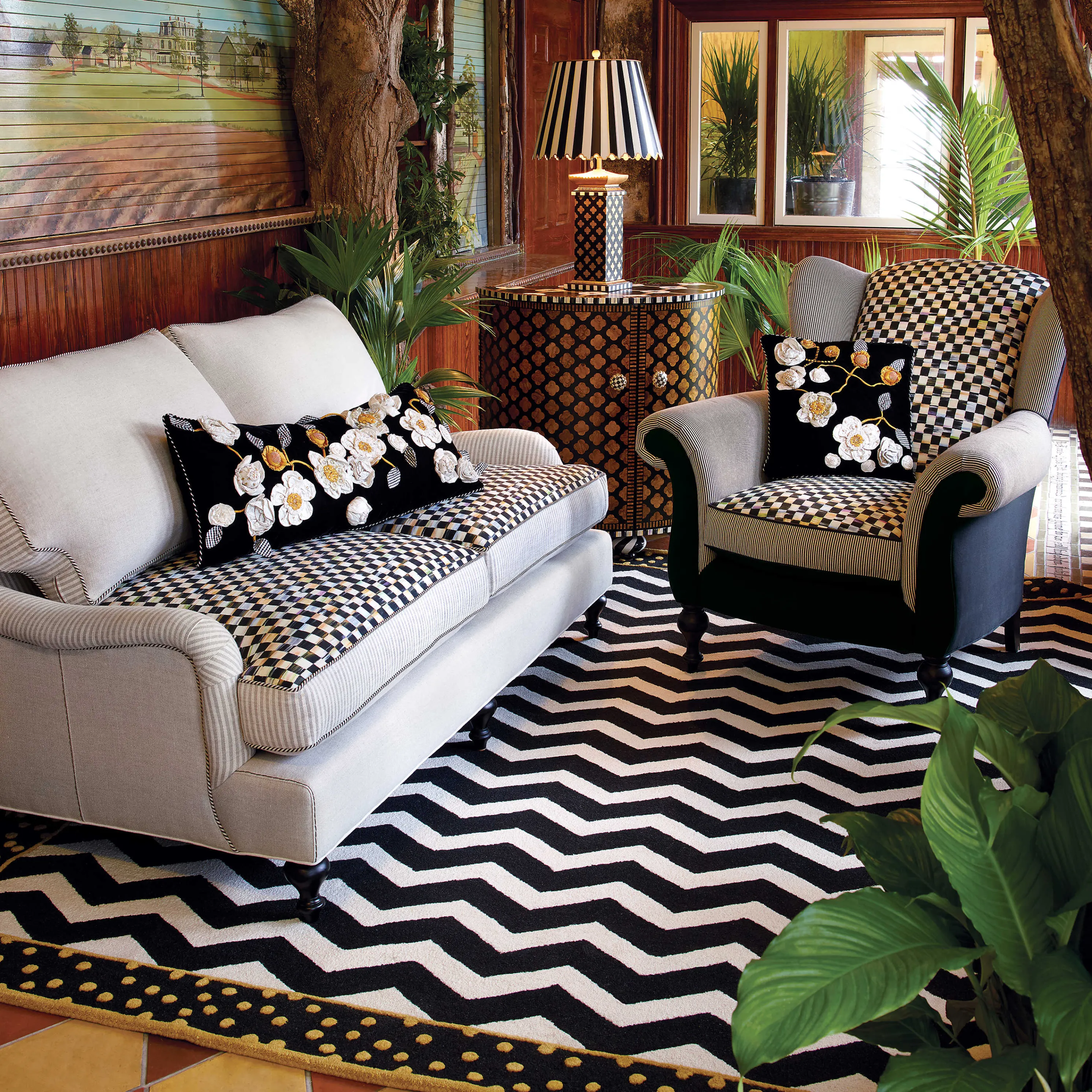 Quatrefoil Table Lamp - Large