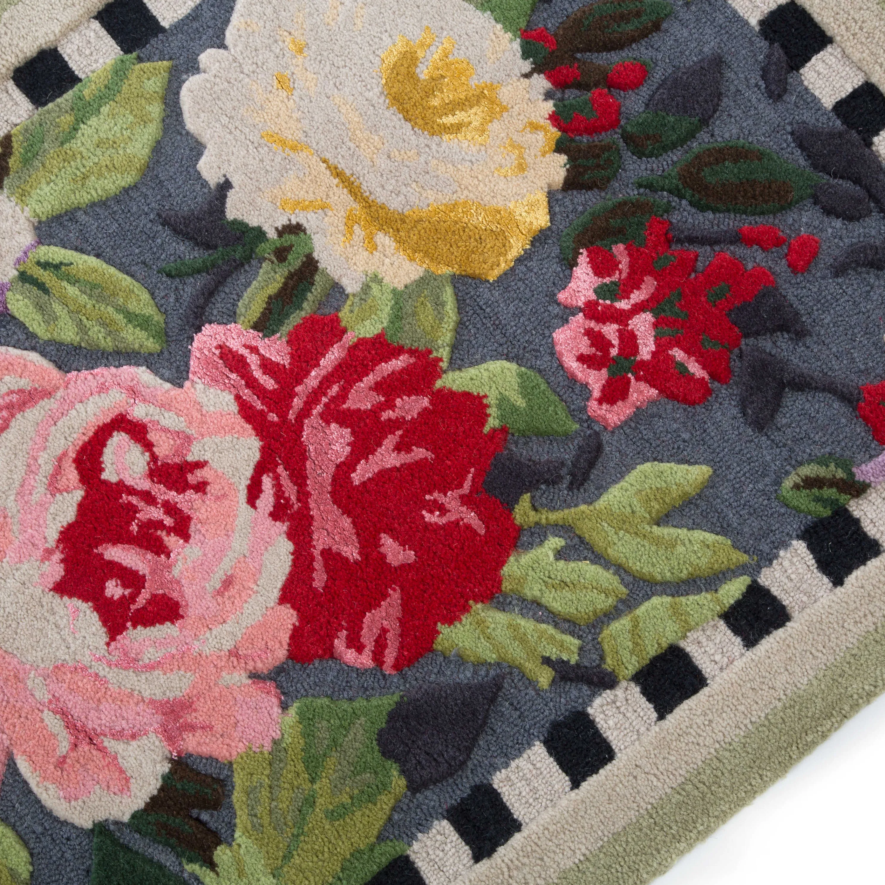 Tudor Rose Rug - 2'3
