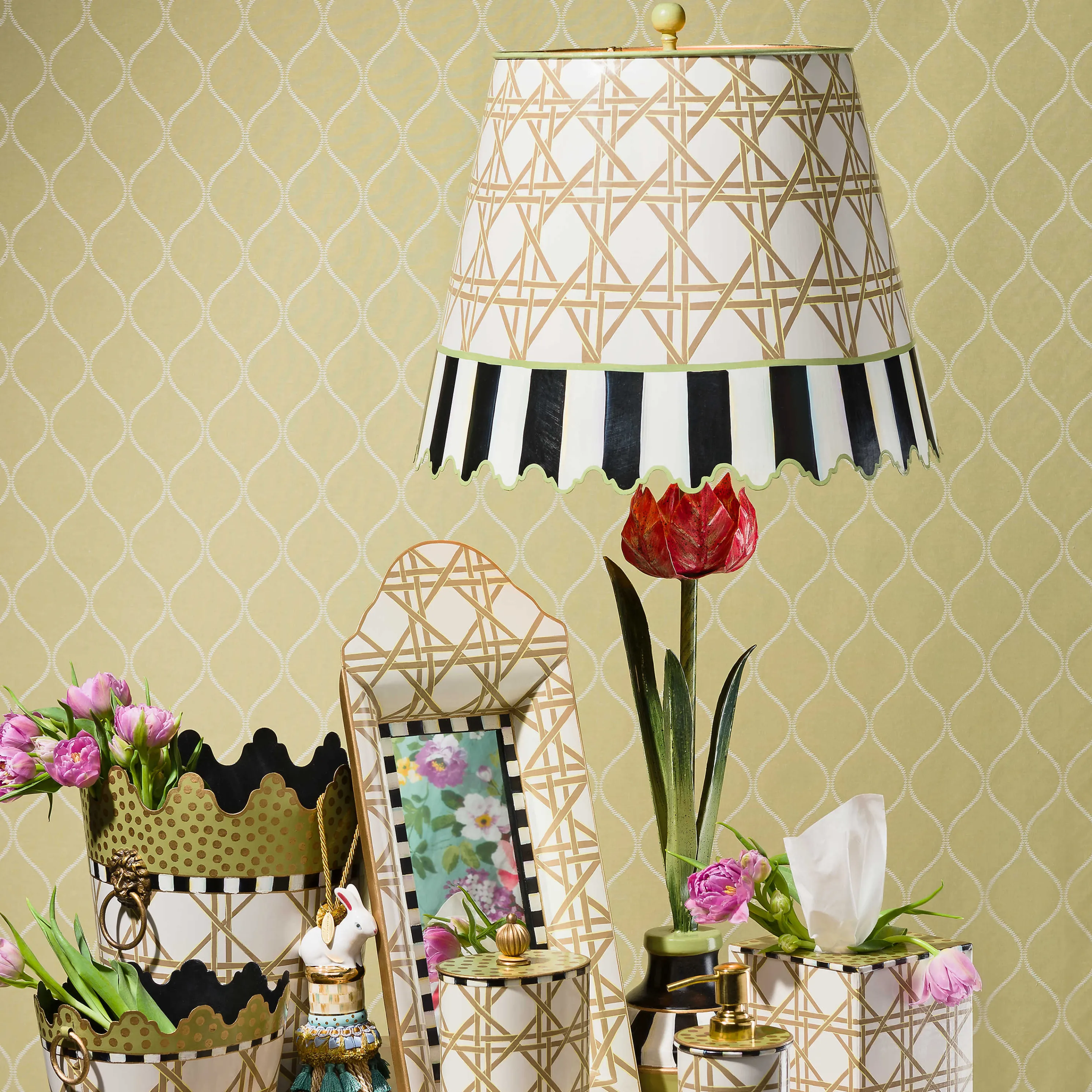 Tulip Table Lamp
